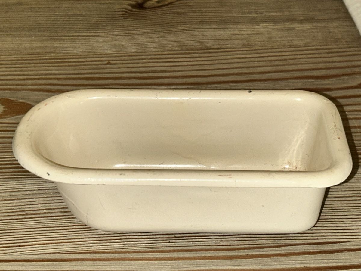 Bambole: Antikes Püppchen in Badewanne – Usato da Düdingen venduto da Reconflo 3