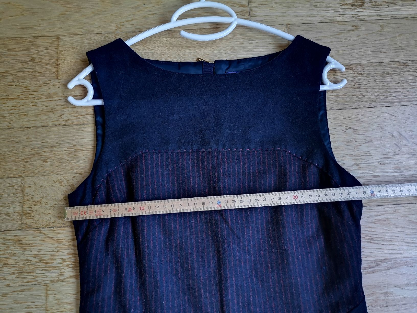 Tommy Hilfiger Vestiti: Wollkleid von Tommy Hilfiger – Usato da Uerikon venduto da pink_flamingo 9