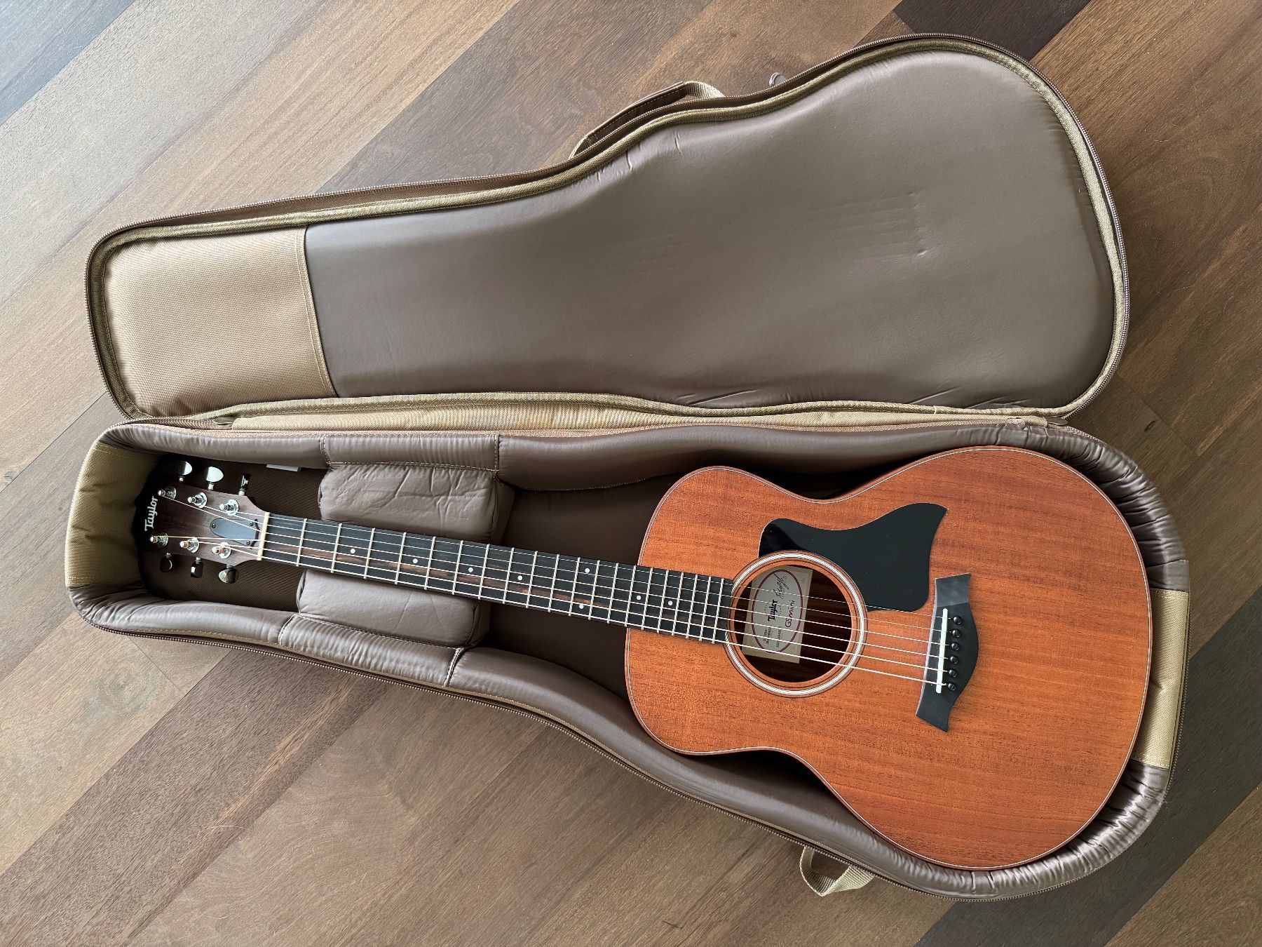 Taylor Strumenti musicali: Taylor GS Mini Mahogany Westerngitarre – Usato da Richterswil venduto da velvetglove_rhcp