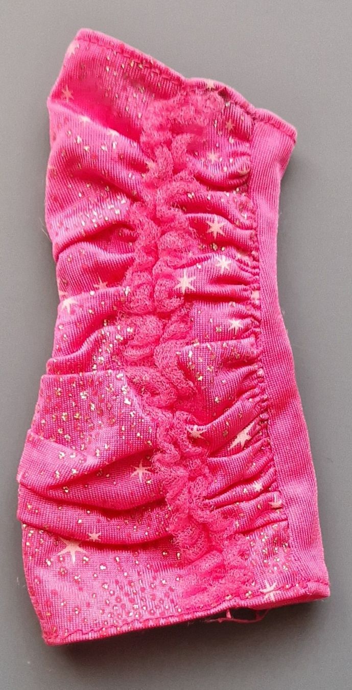 Bambole: Robe pour Barbie – Usato da Couvet venduto da Pioune