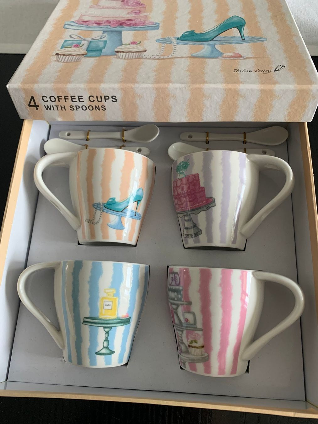 Tazze: Espressotassen mit Löffel – Nuovo e nell'imballaggio originale da St. Gallen venduto da Adwen 1