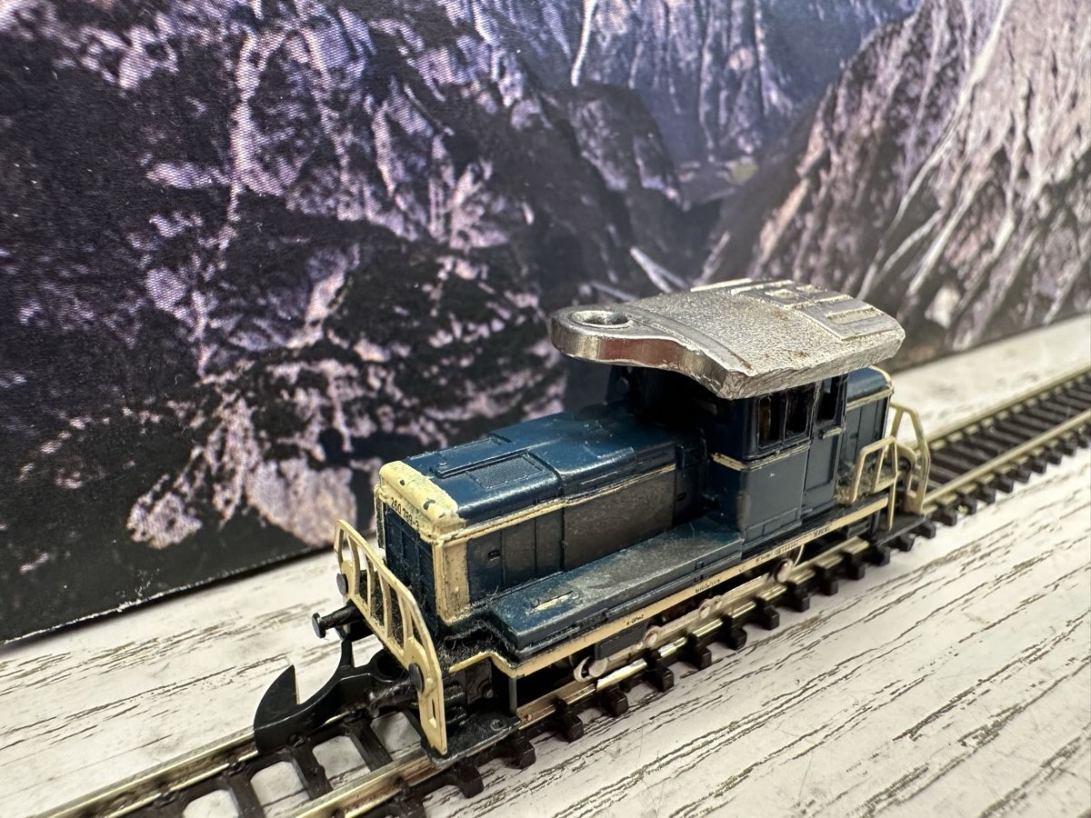 Märklin Modellini di ferrovie: Märklin 8804 DB BR 260 – Usato da Lupsingen venduto da New-Haven