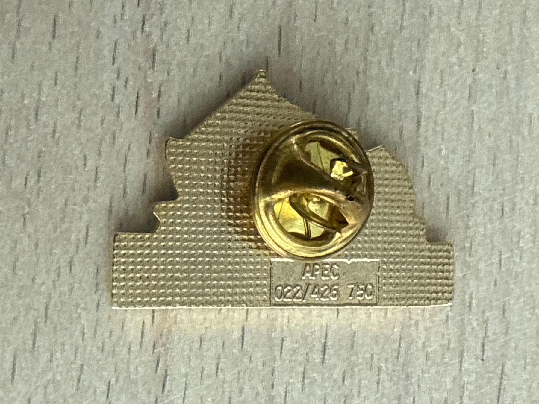 Placchette & Badge: Pin Fisherman's Friend – Usato da Glattbrugg venduto da Schweigmatt 1