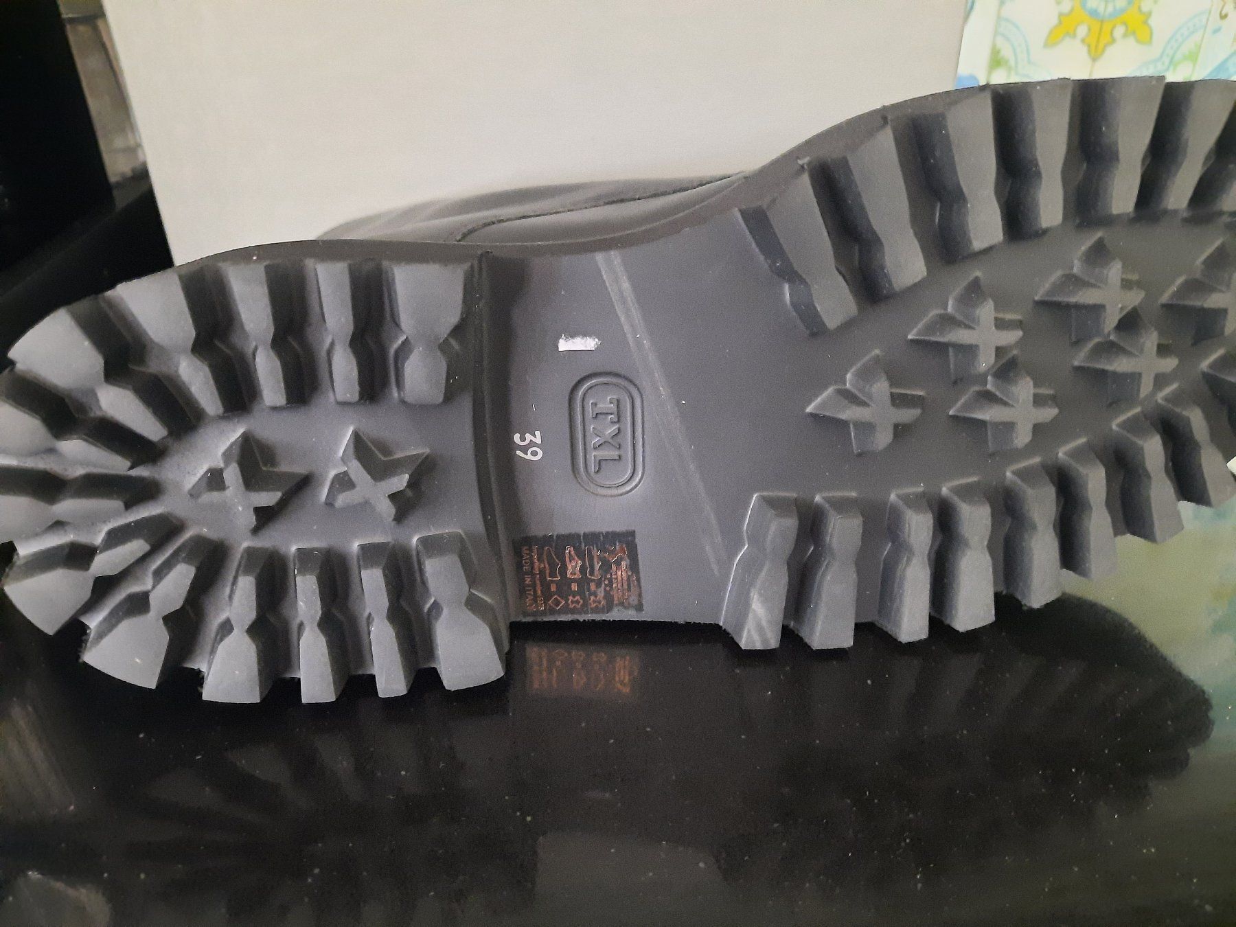 Damenschuhe: Stiefel – Neu und originalverpackt aus Zürich von pia_p95m 2