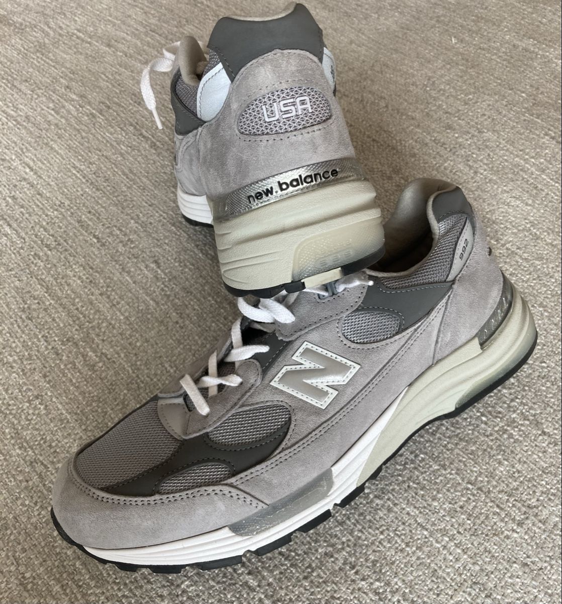 New Balance Scarpe da uomo: New Balance 992 Sneaker – Nuovo (secondo la descrizione) da Oberhofen Thun'see venduto da lilaoelum 1