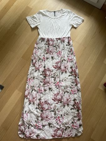 Chicorée Sommerkleid, Grösse XS, Blumenmuster