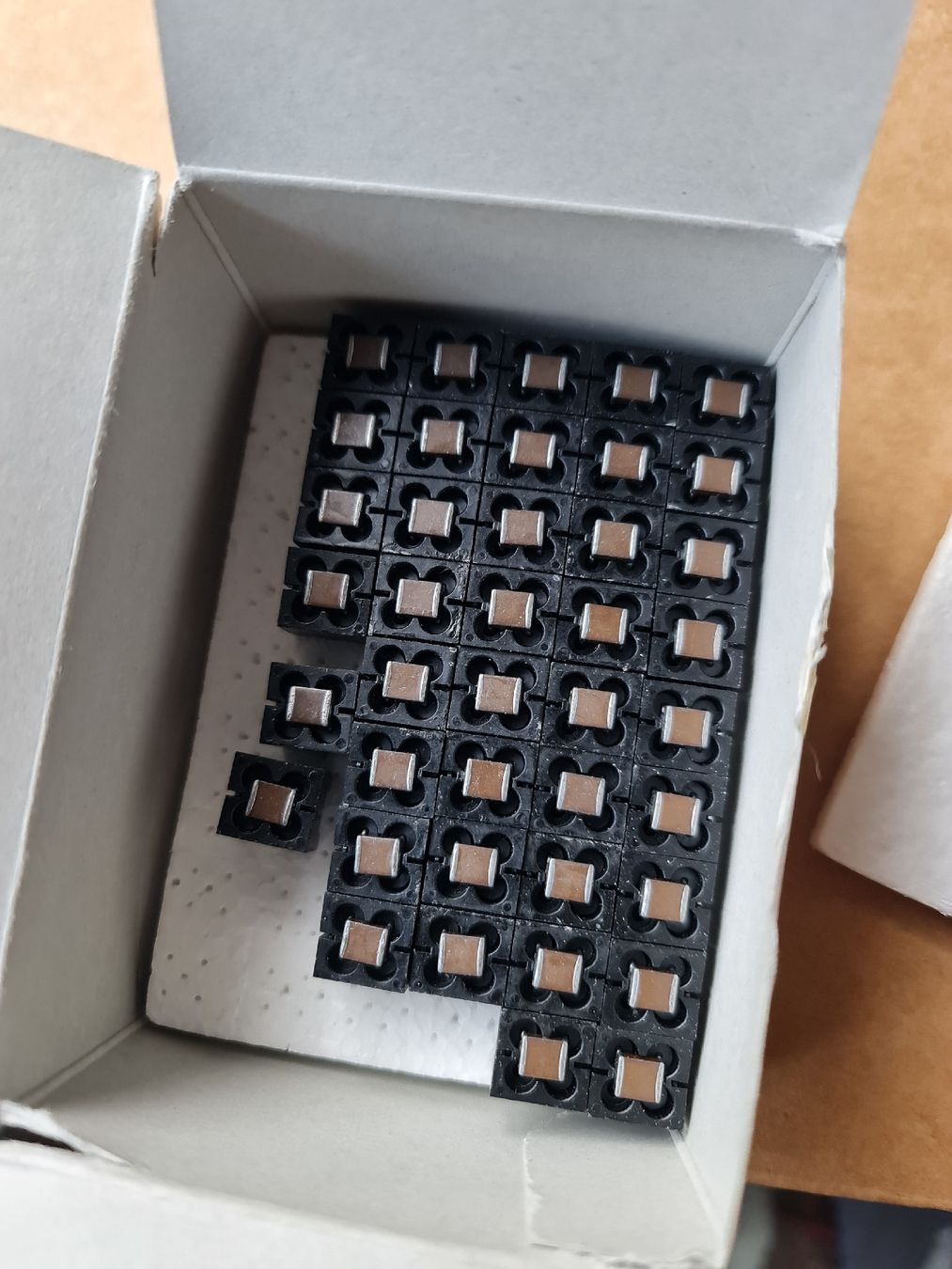 Componenti elettronici: MuRata BNX 002-0143 – Nuovo e nell'imballaggio originale da Ins venduto da ottomotto 2