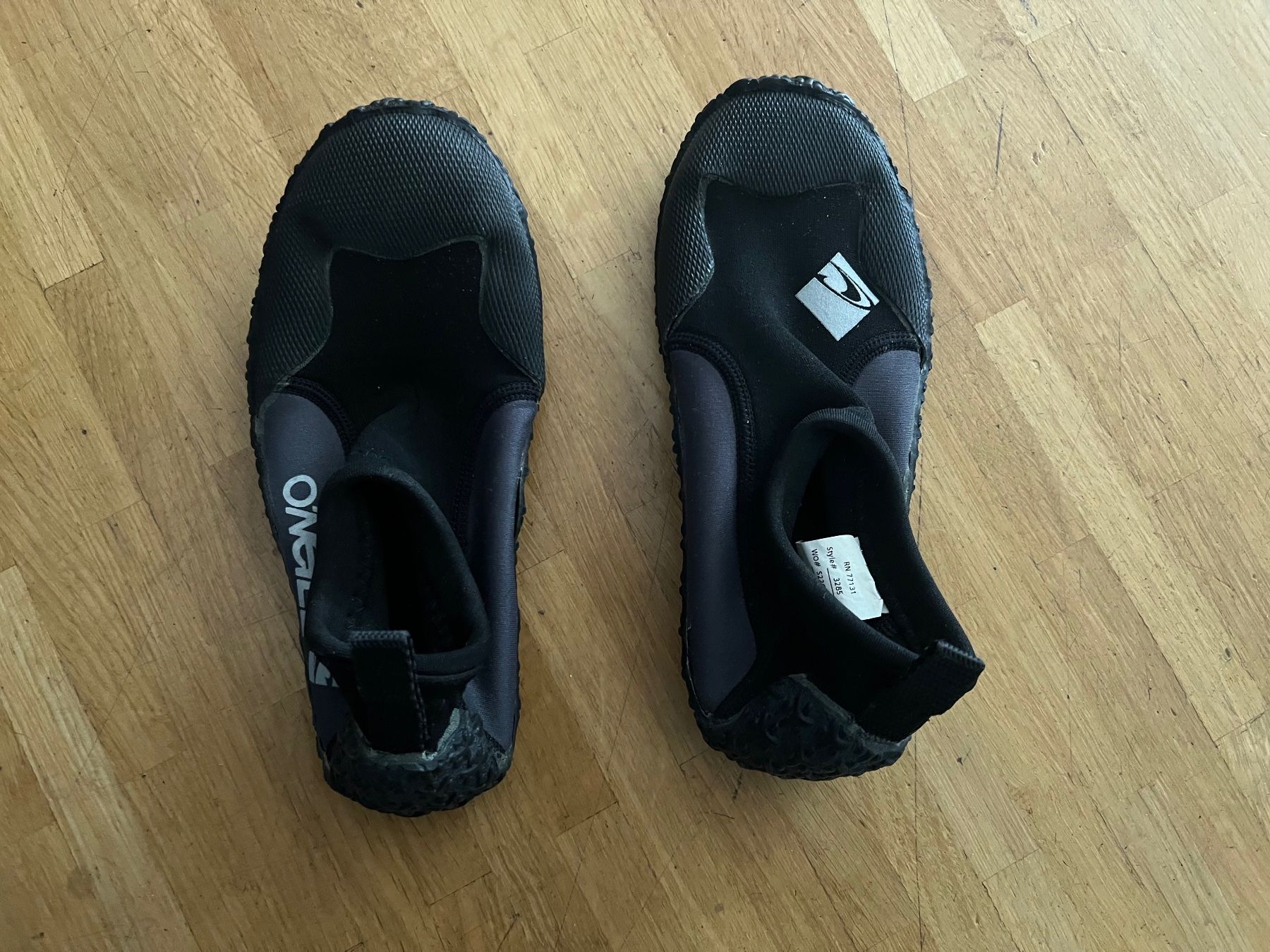 O'Neill Scarpe per ragazzi: O'Neill Surfschuhe Kinder – Usato da Zürich venduto da luc70