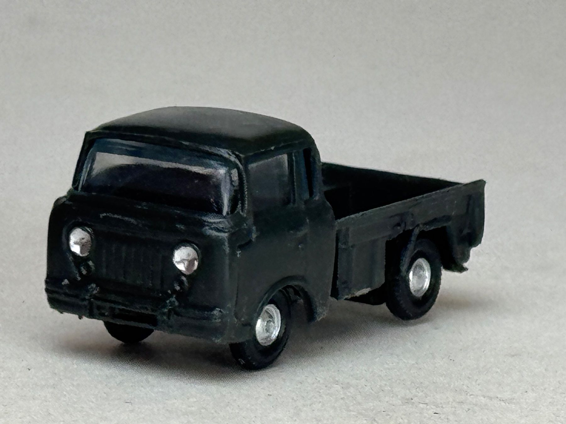 Eko Modellini d'auto: GB1-  EKo Jeep Mila grau – Usato da Elm venduto da Wikmtz