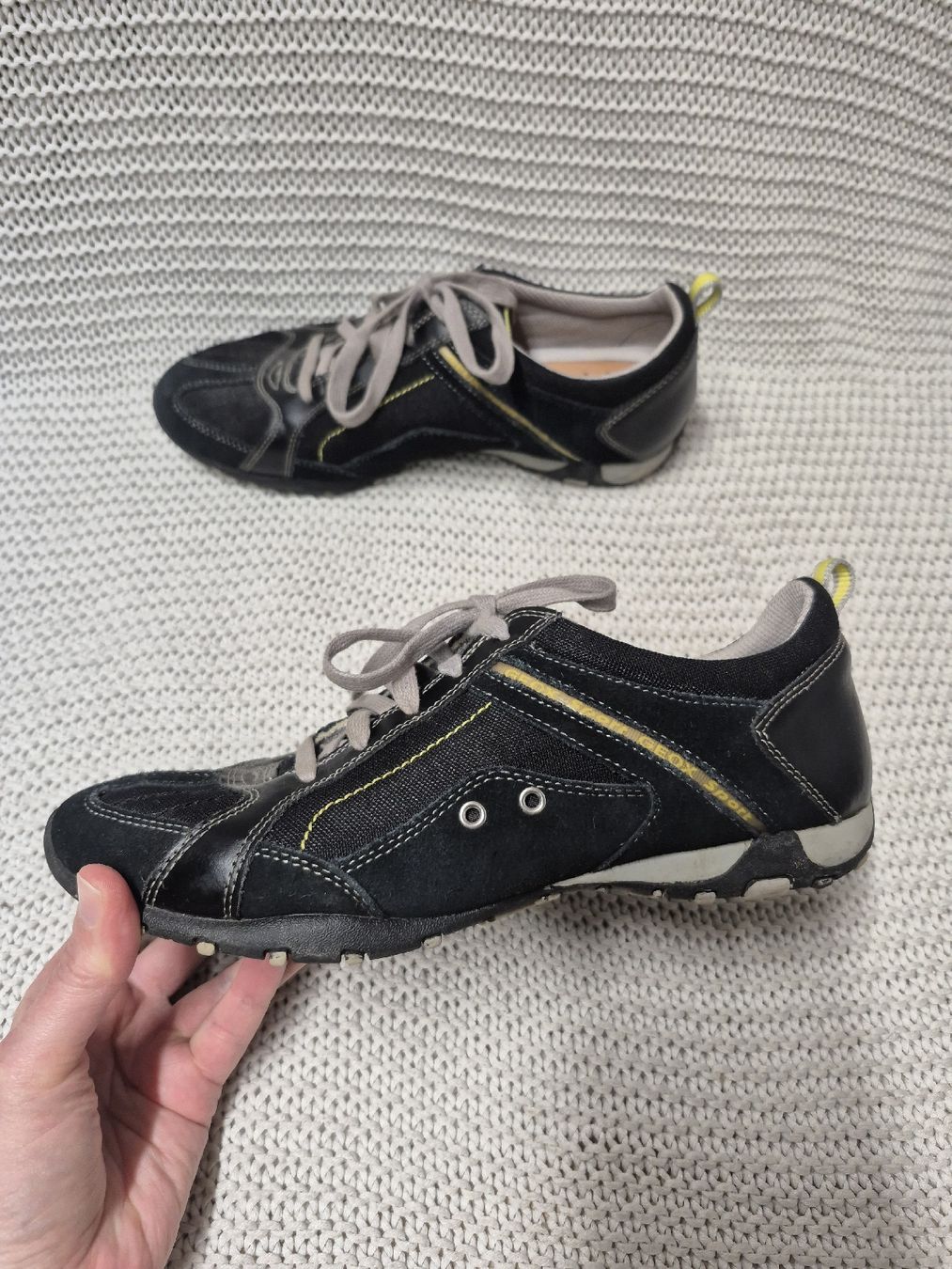 Geox Scarpe da donna: Geox Respira Sneaker Gr.39 schwarz – Usato da Merligen venduto da muss_haben 2
