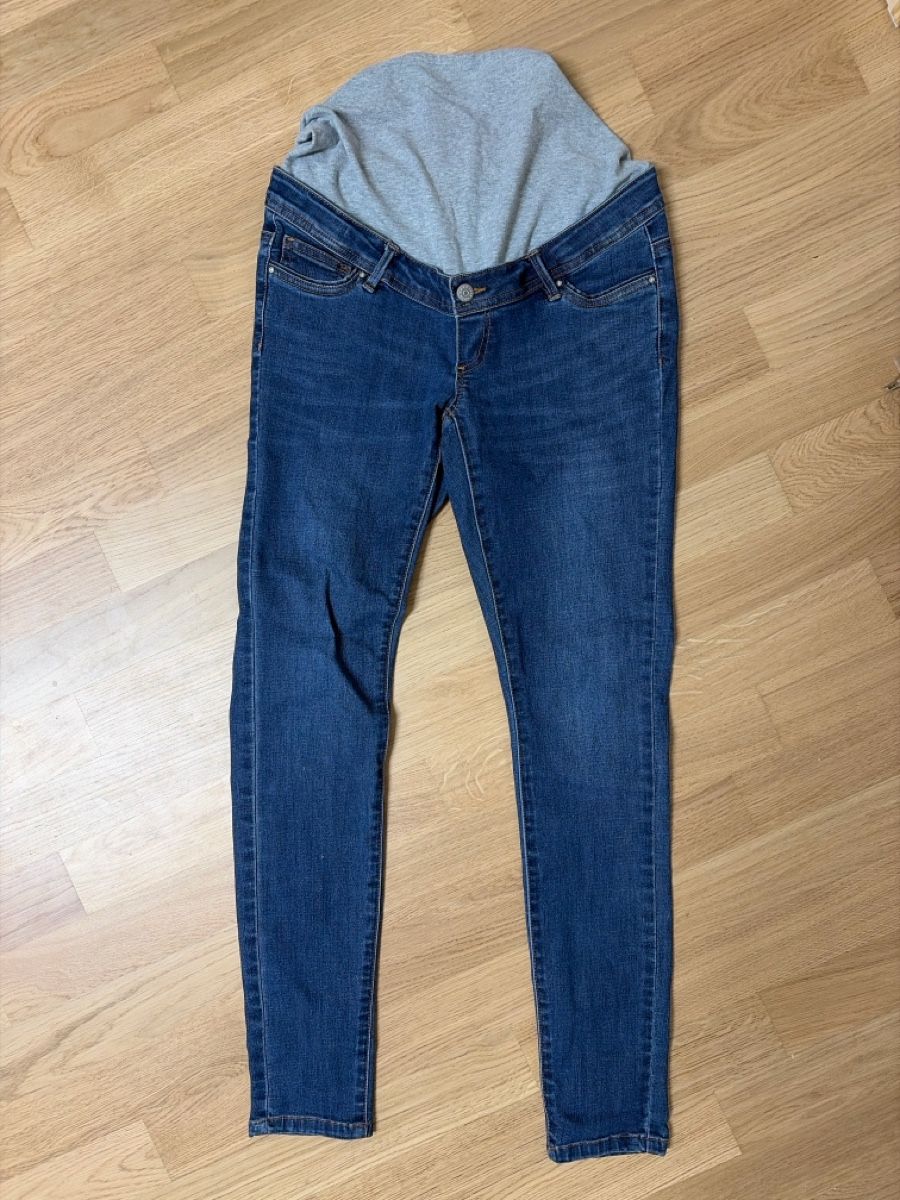 Only Jeans: Only Umstands Jeans Grösse M – Usato da Frauenfeld venduto da Ca_moenli