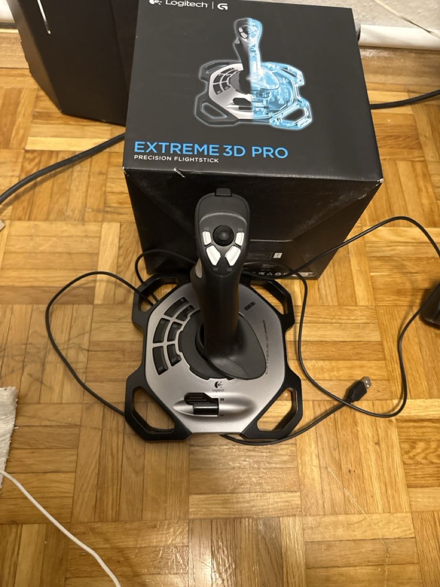 Logitech Controller: logitech flightstick – Nuovo e nell'imballaggio originale da Meyrin venduto da anil12 1