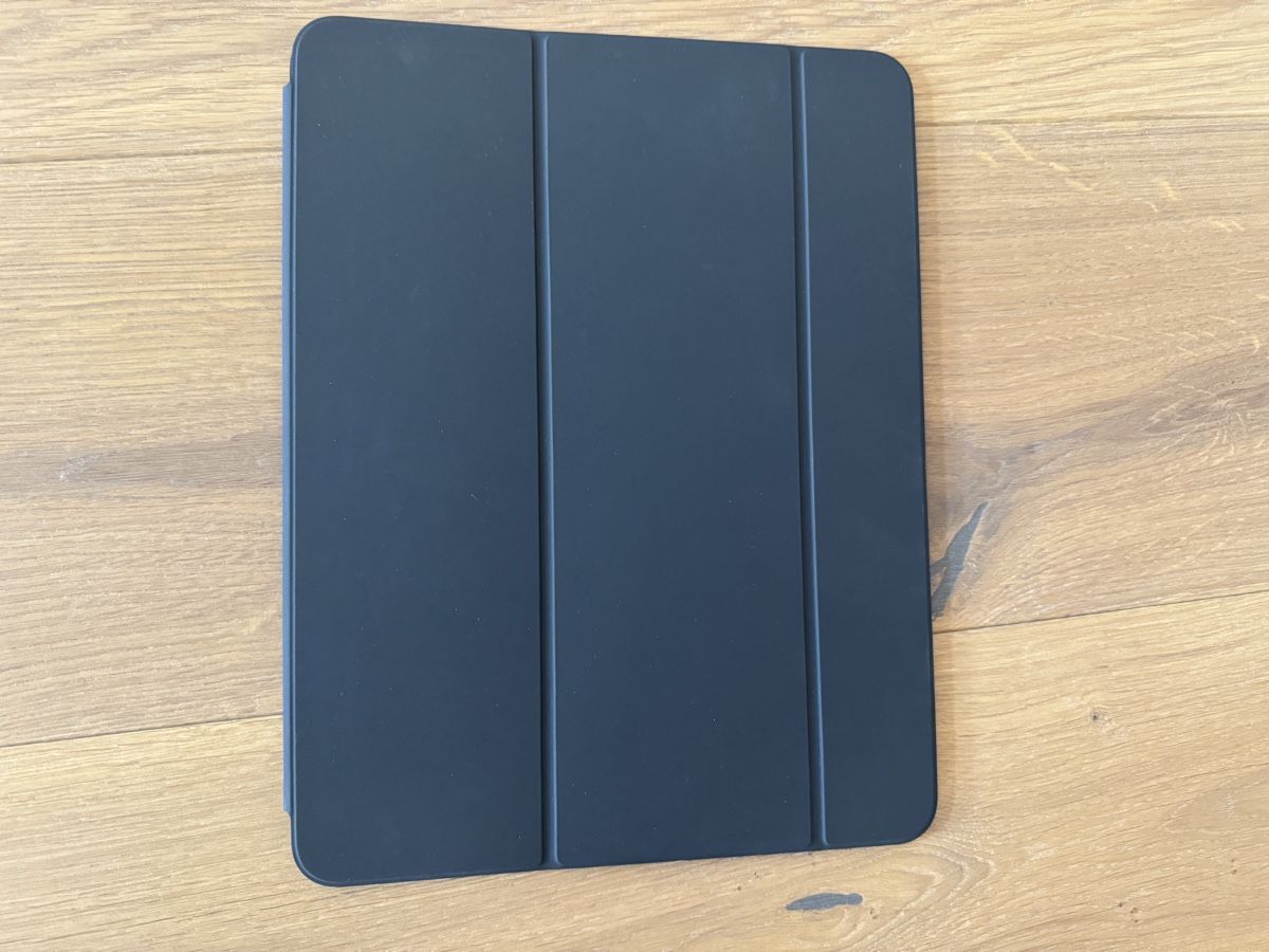 Apple Coques & Sacs: Apple Smart Folio ipad Pro 13" – Neuf (Voir description) à Oftringen par Monie4life 1
