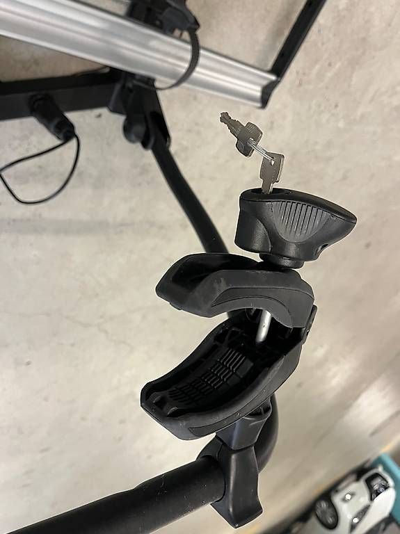 Supporti per biciclette: Fahrradträger Thule – Usato da Weinfelden venduto da rol_g7cw 2