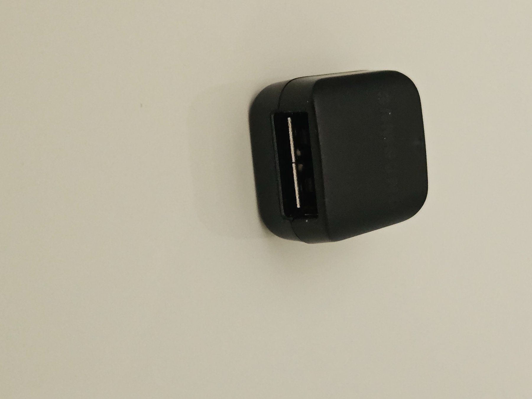Samsung Unità & Adattatore: Samsung Adapter USB auf USB c Neuwertig – Nuovo (secondo la descrizione) da Chur venduto da Einszweidreiviermein 3