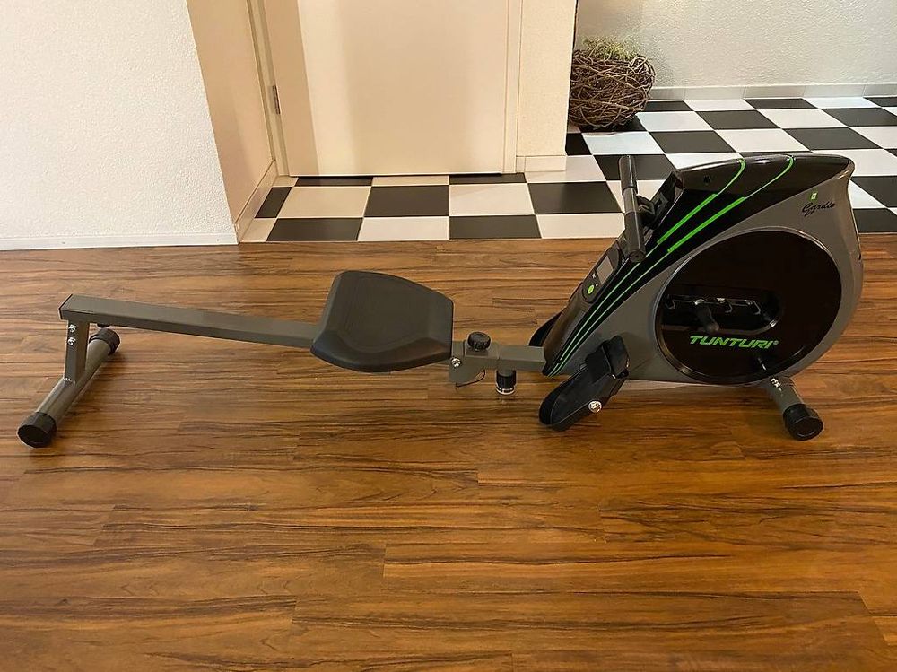 Tunturi R50W Wasserrudergerät - Klappbar, LCD Display, Bis 150kg, Cardio Training