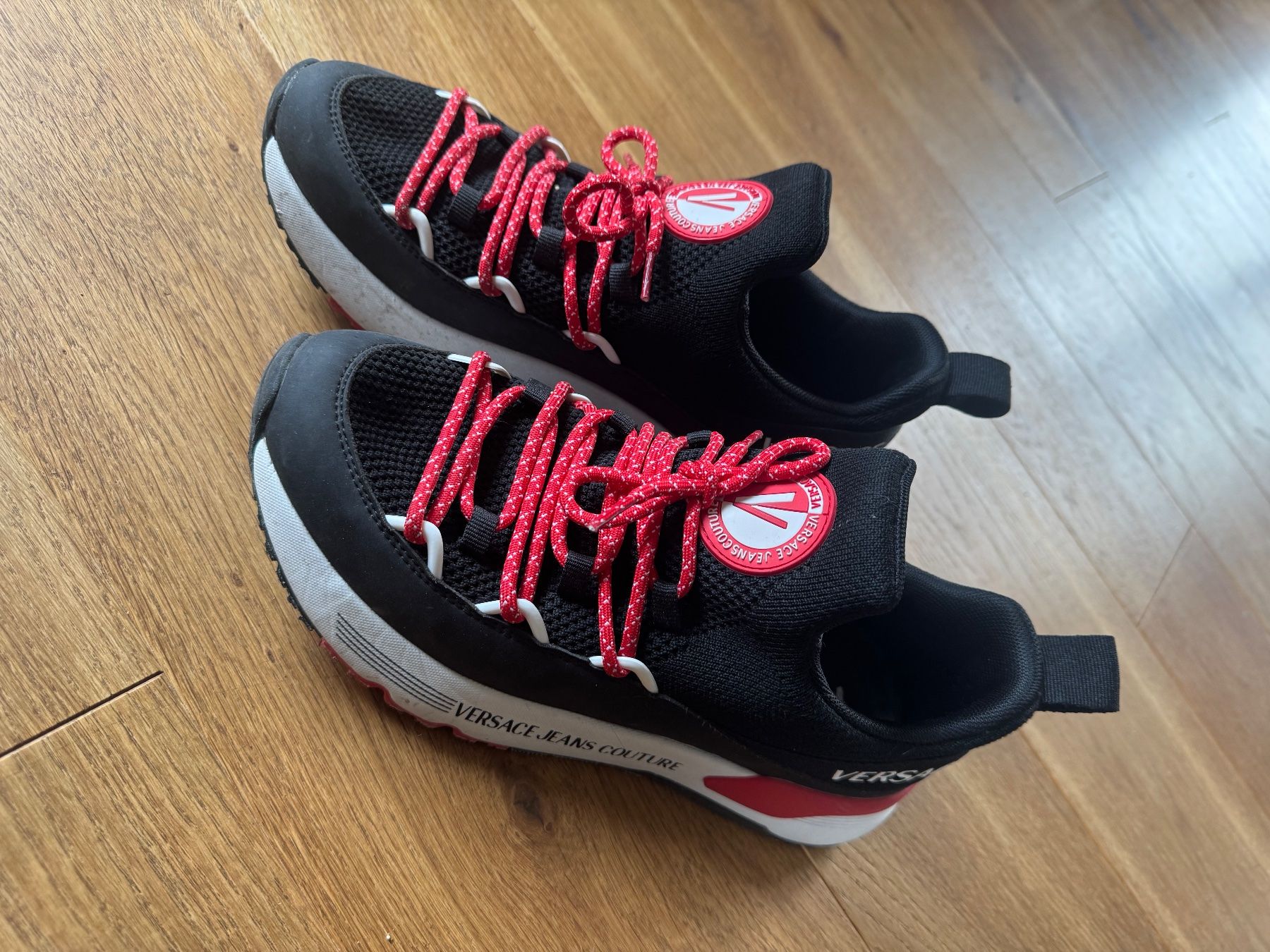 Versace Scarpe da uomo: Basket Versace jeans couture – Usato da Morges venduto da Alexys23