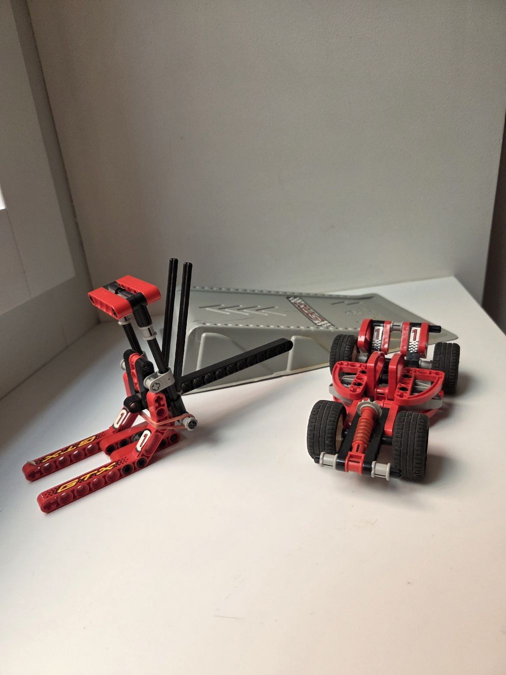 Lego Jouets: Lego Technic "Slammer Racer" 8237 – D'occasion à Locarno par gab_22kt