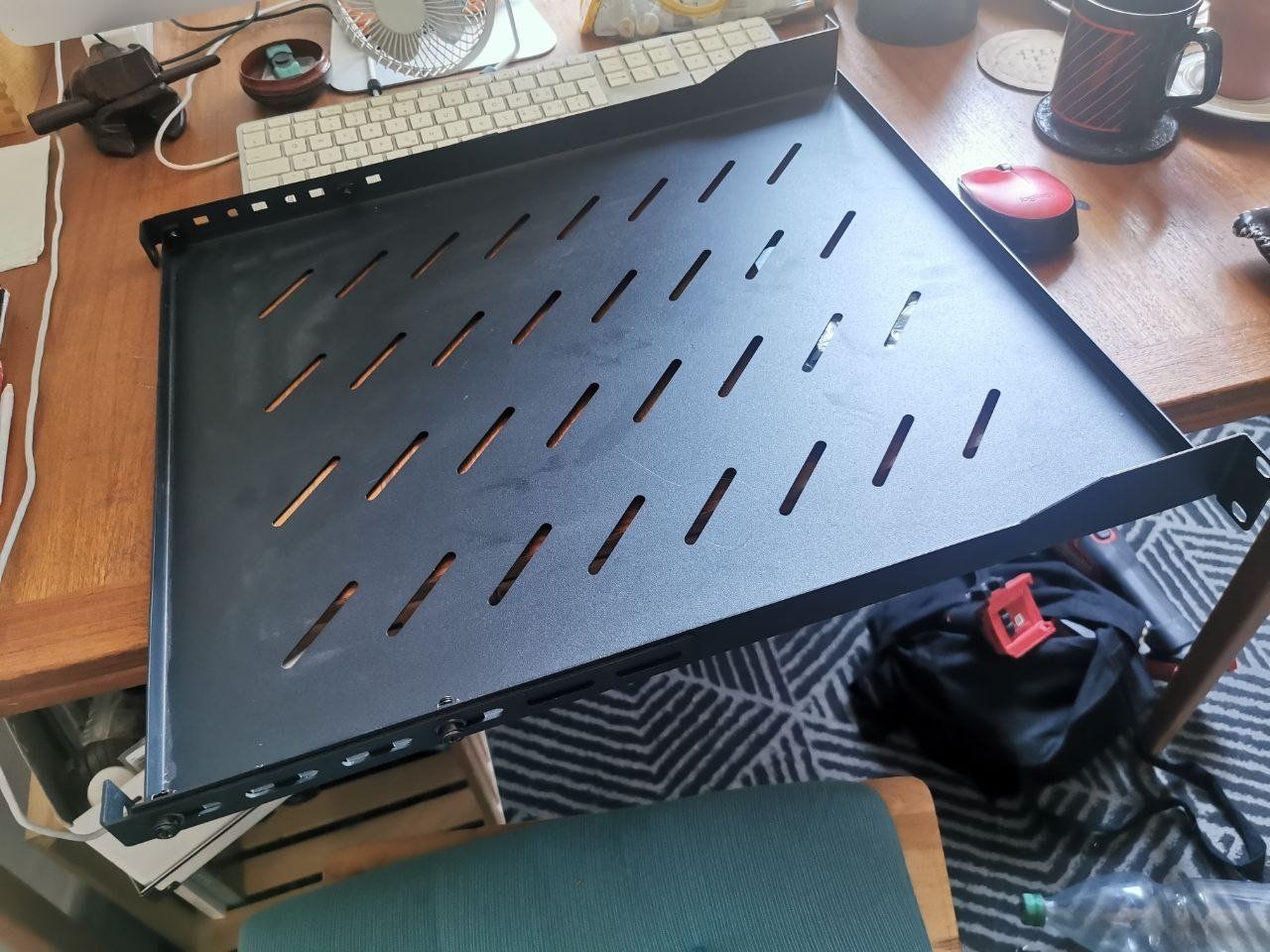 Sonstiges Zubehör: 19" Rack Fachboden – Gebraucht aus Zuerich von El_Teiger