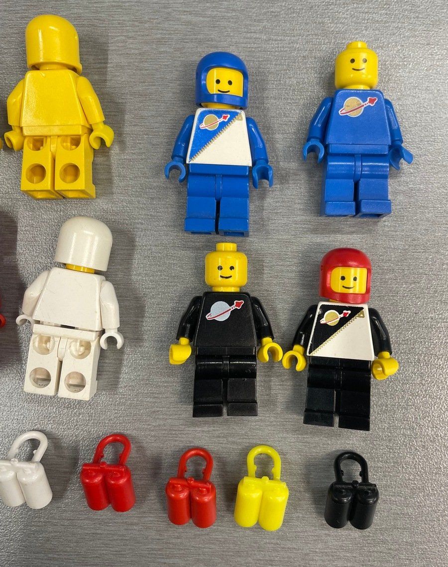 Lego Statuette: Lego Space 10 Minifiguren "Classic" – Usato da Sirnach venduto da sagrotin 3