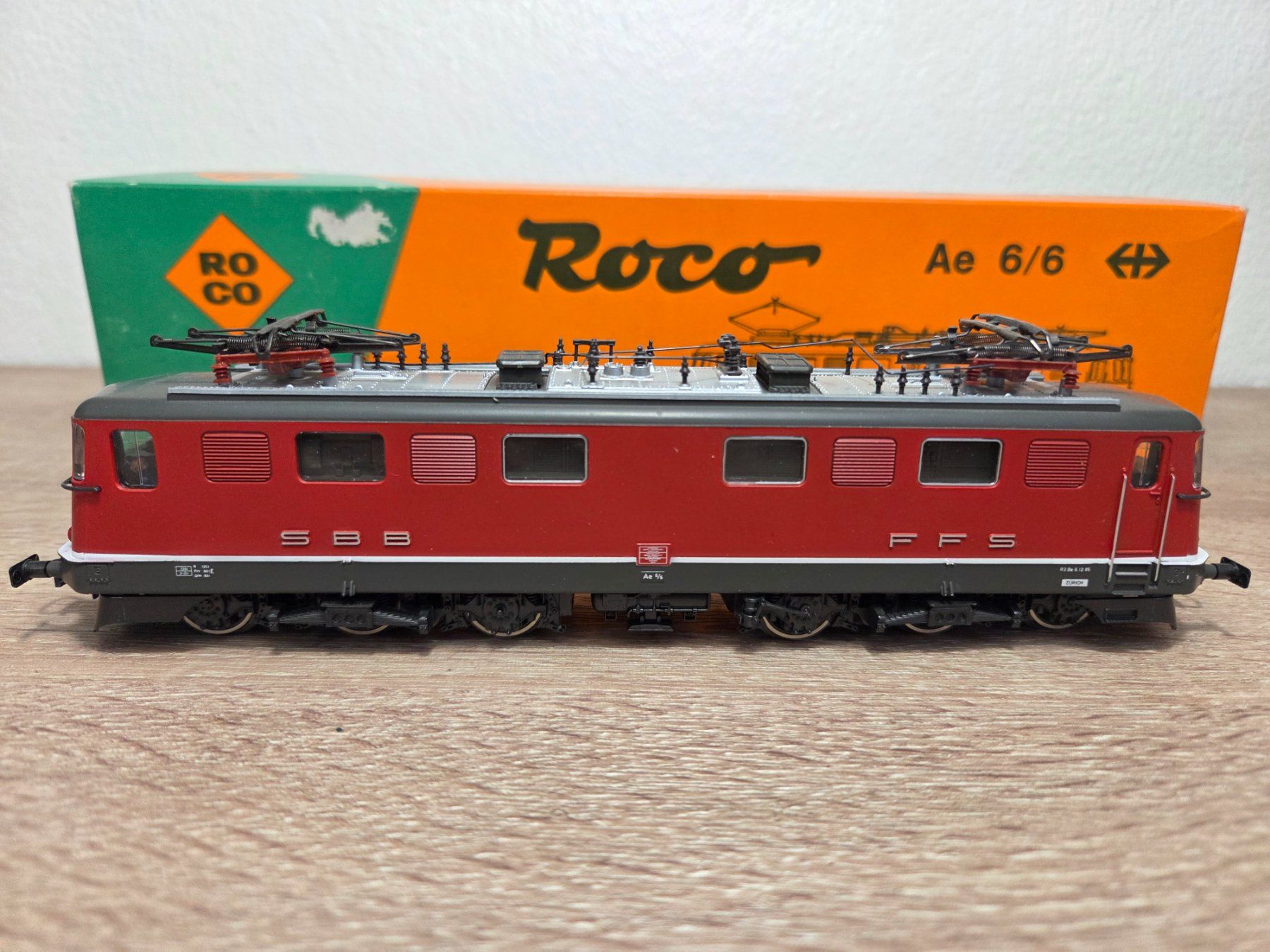 Roco Trains électriques: Roco 43938 E-Lok Ae 6/6 SBB H0 – D'occasion à St-Aubin-Sauges par Lo_Go