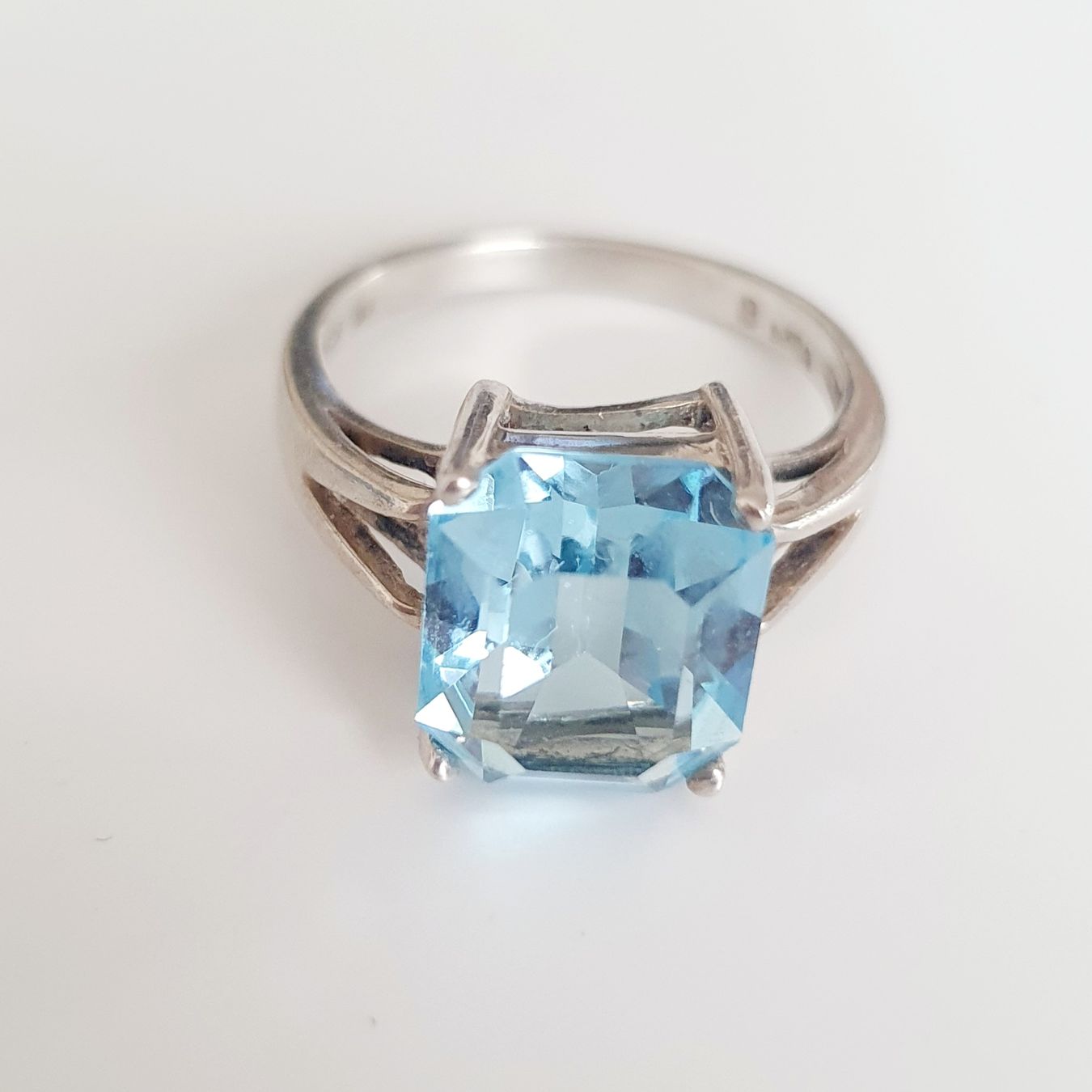 Anelli: Silber Ring 925  mit hellblauem Stein, Grösse 18.4 mm – Usato da Kreuzlingen venduto da Wunderkiste123 1