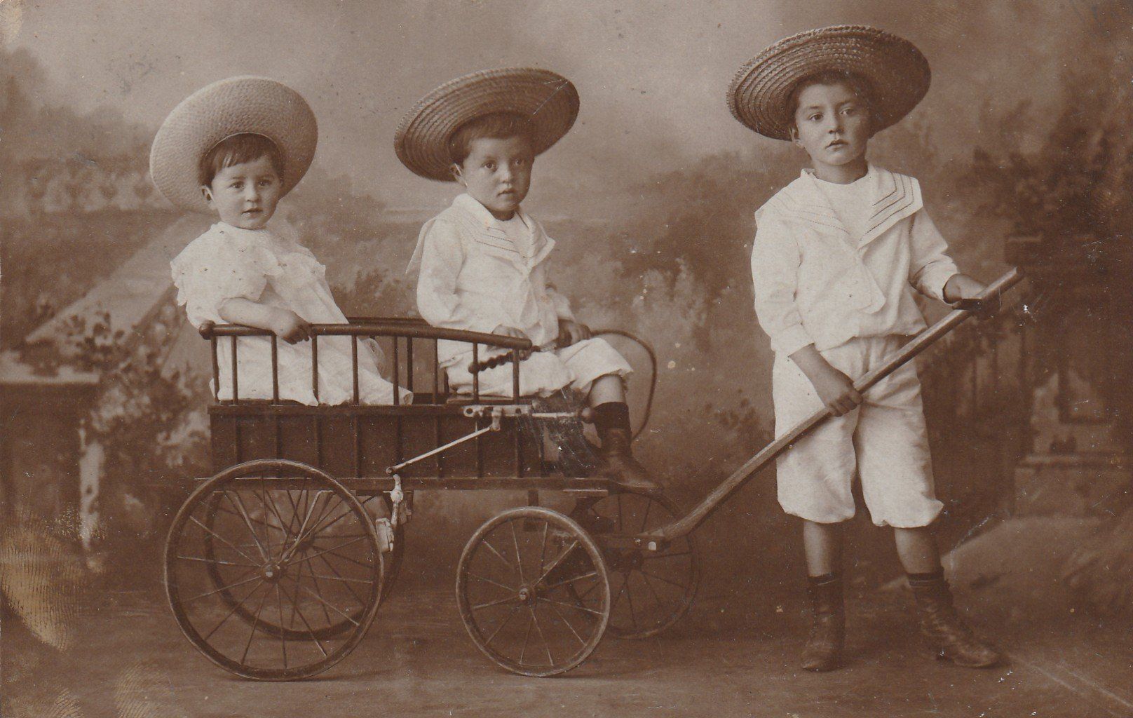 Cartoline postali: 3 Kinder mit Leiterliwagen – Usato da Rorschacherberg venduto da fratovi2