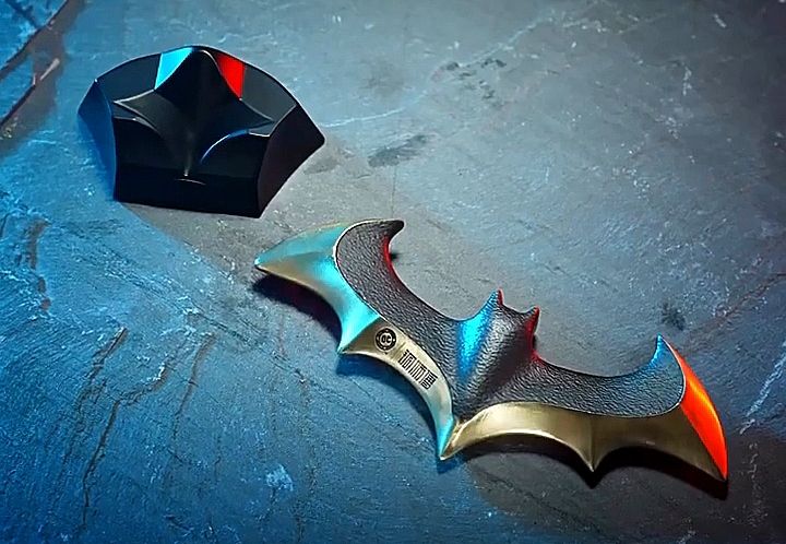 Tutte le decorazioni: Batarang schwer, lizensiert WB, Bronce Master – Nuovo (secondo la descrizione) da Basel venduto da kim_872m 1