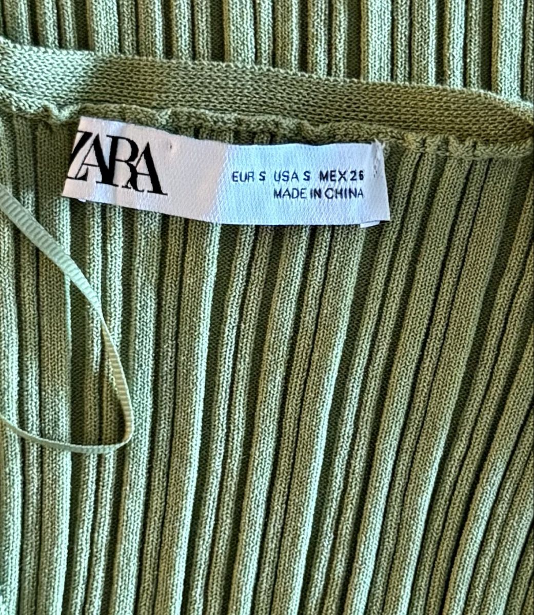 Zara Tops: Top, Zara Grösse S  – D'occasion à Anglikon par Haraldinho 2