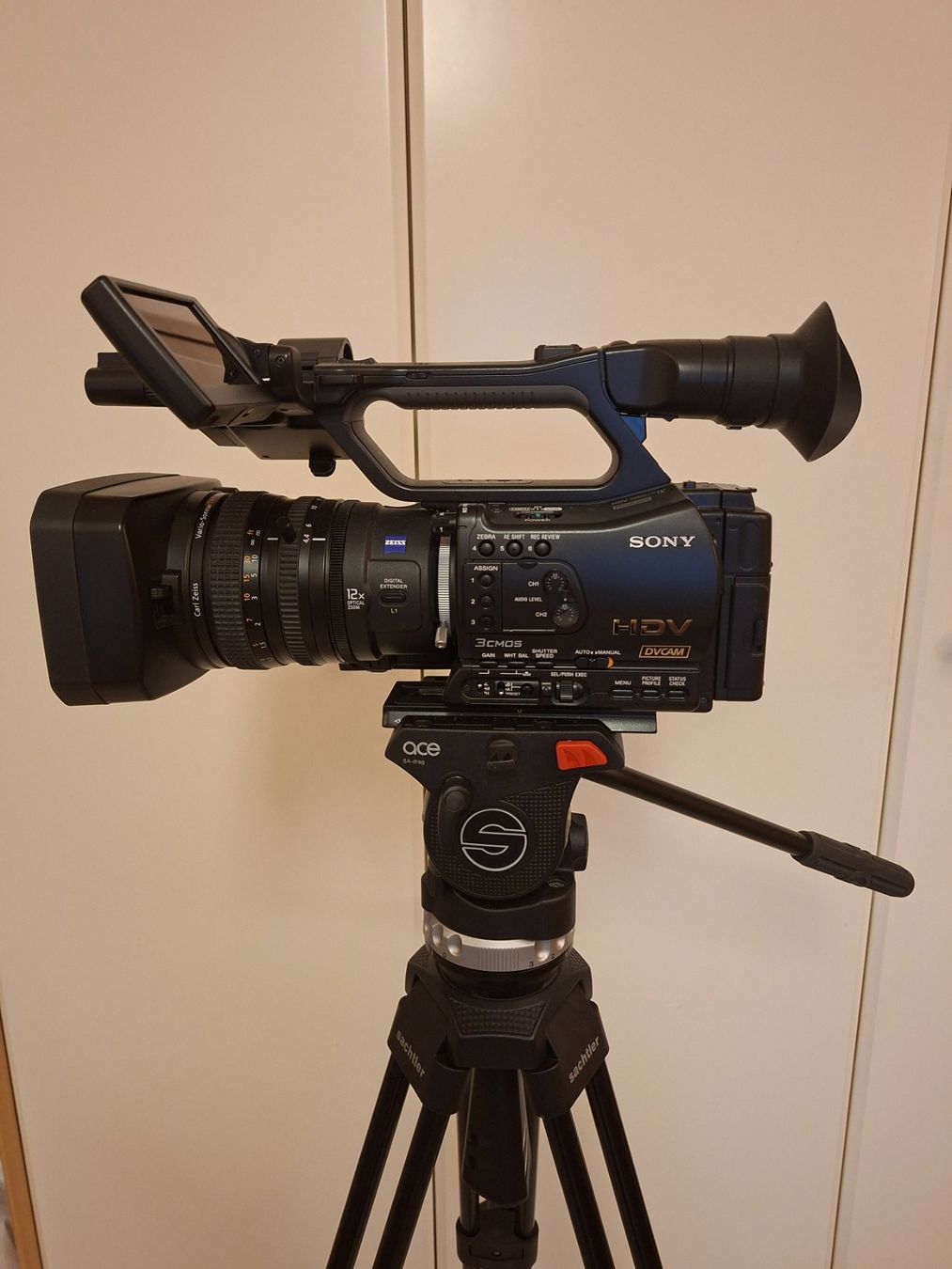 Caméra vidéo professionnelle Sony HVR-Z7E HDV + enregistreur (D ...