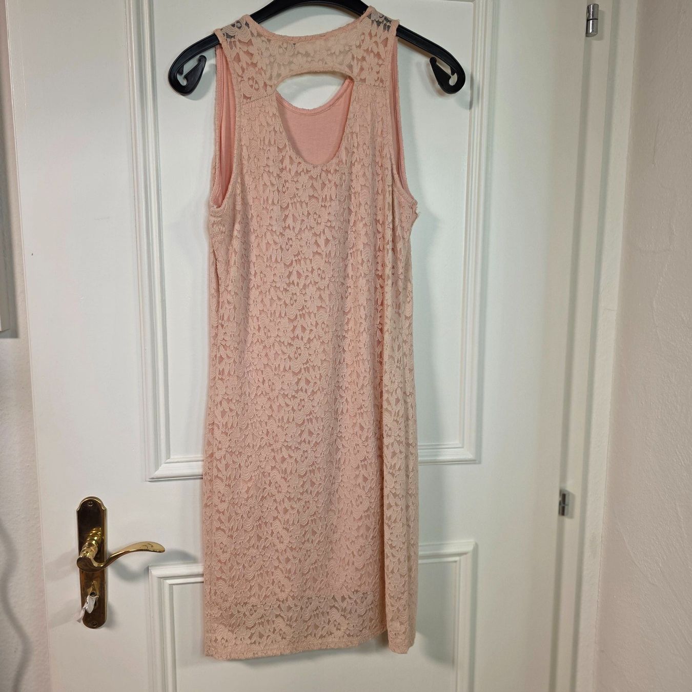 Robes: Spitzenkleid puderrosa, Stretch, Gr. 38/40 – D'occasion à Wald ZH par CapLux 8