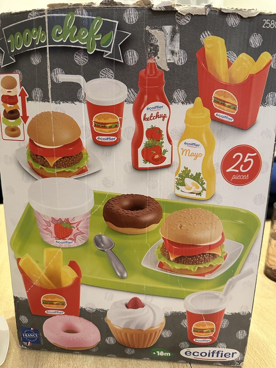 Jouets: Set de fast food 100% chef – D'occasion à Le Brassus par lionete02