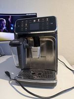 Kaffeevollautomat Philips LatteGo schwarz gebraucht