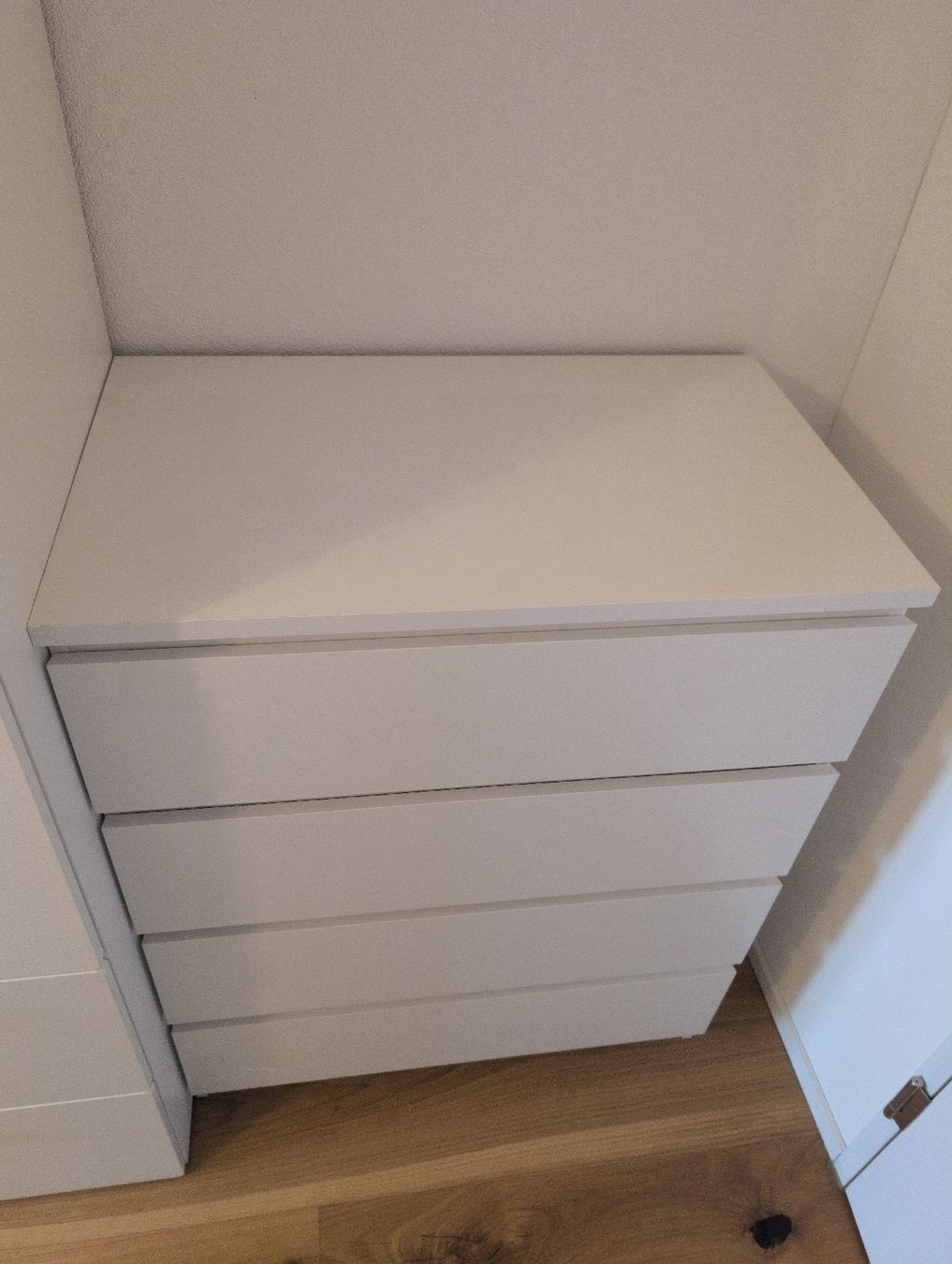 Fabelhafte Malm 4 Schubladen Bild