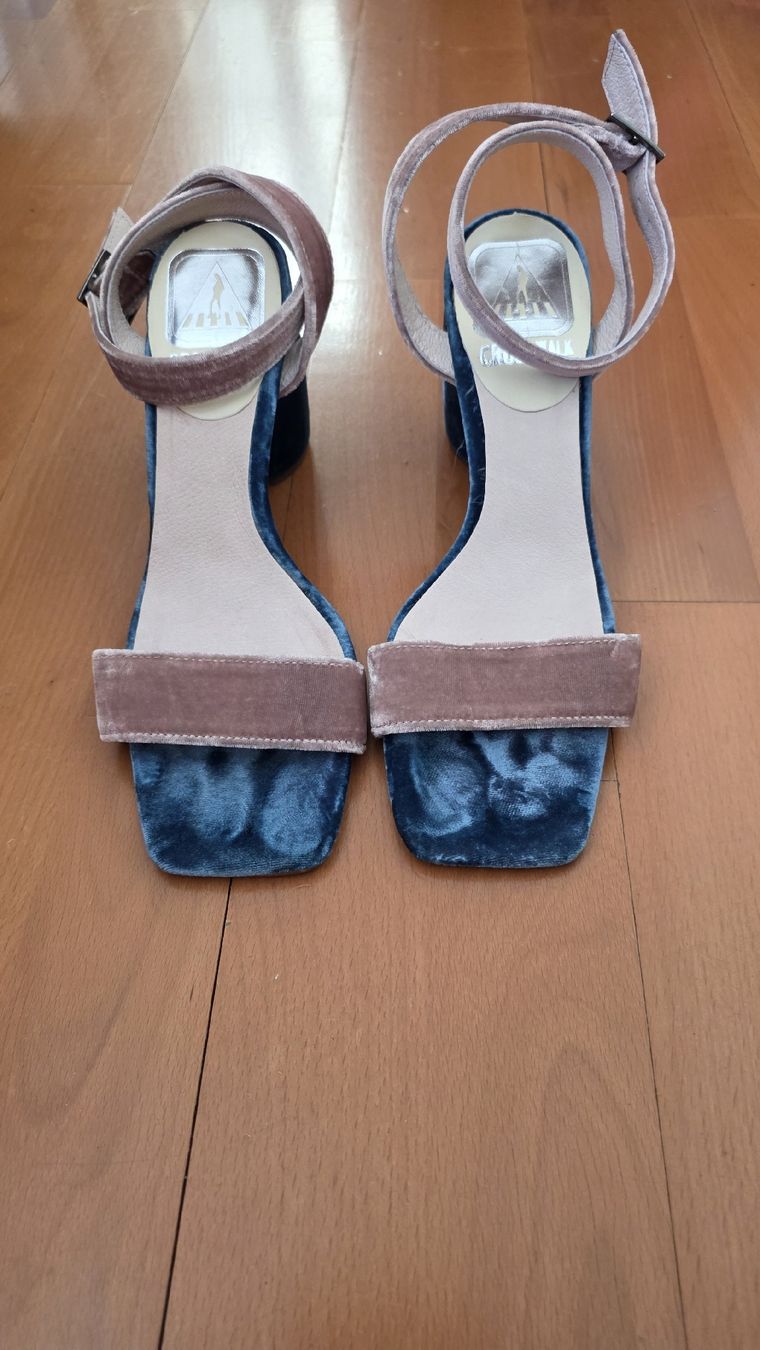 Damenschuhe: Sandali eleganti velluto blu/rosa taglia 40  – Gebraucht aus Basel von Cinzia_B