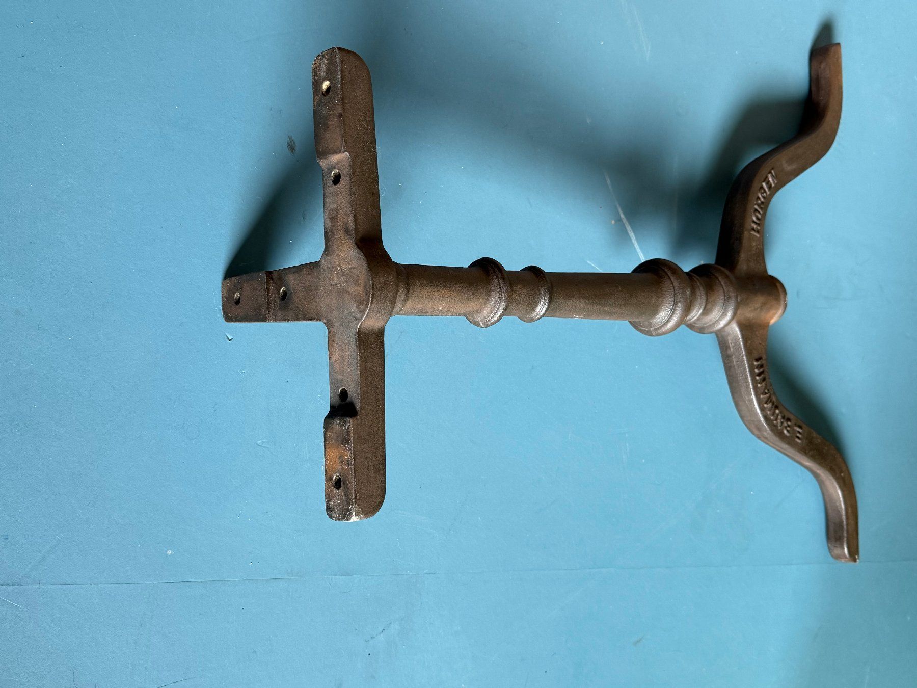 Altri mobili d'antiquariato: Gusseisenfüsse / Beizentisch – Usato da Höri venduto da poe04 1