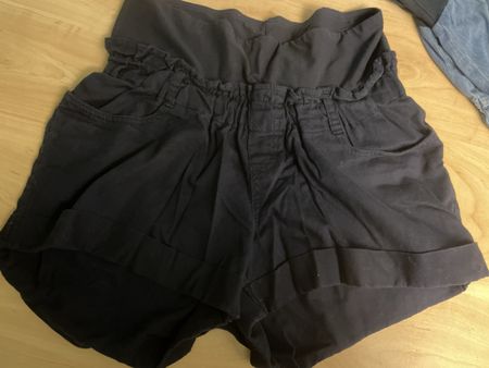H&M Mama Shorts, Umstandsshorts, Grösse M, Sommer