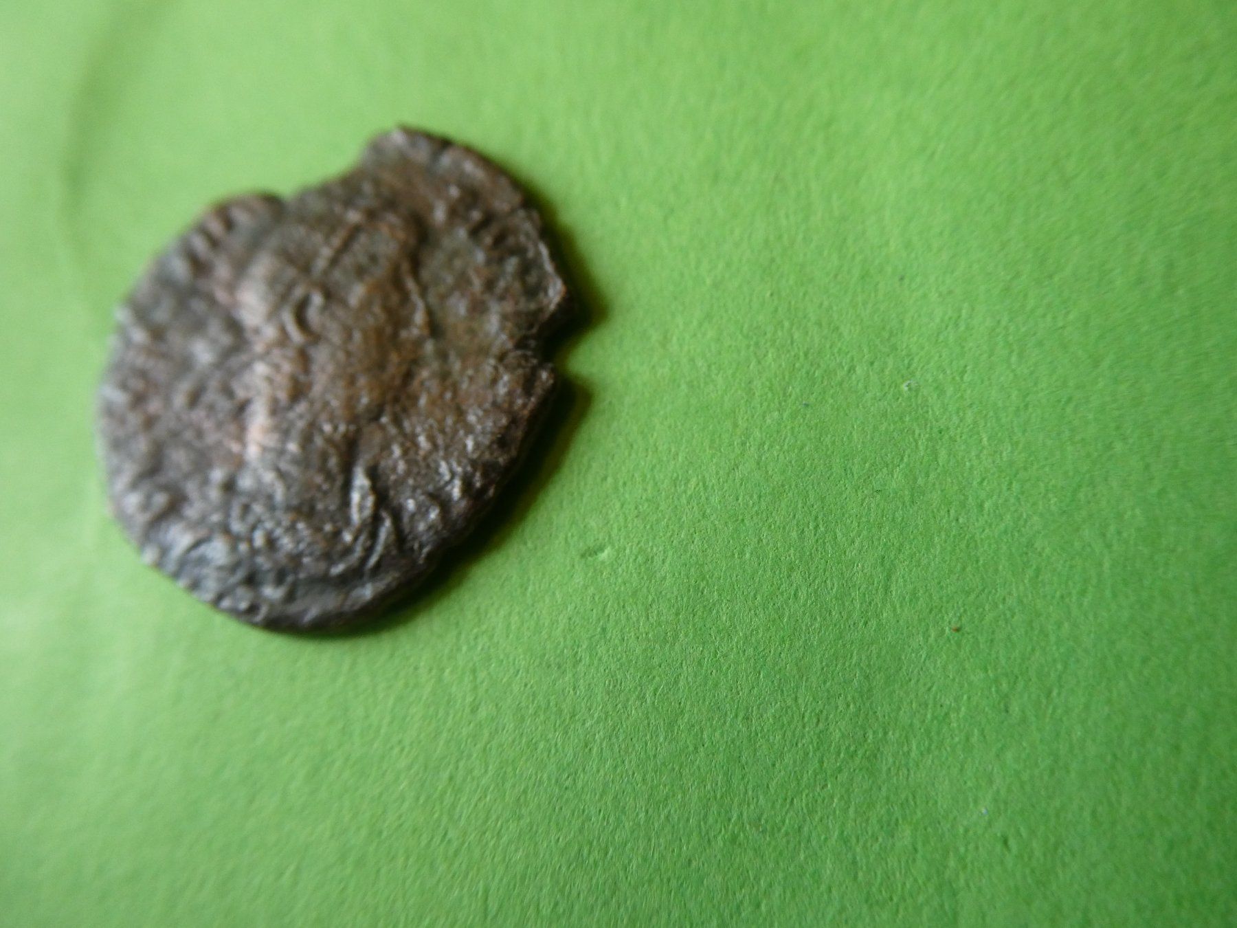 Tutti le monete: uralte Bronzemünze 18 mm     1.45 g – Usato da Hinterforst venduto da Rohusri 1