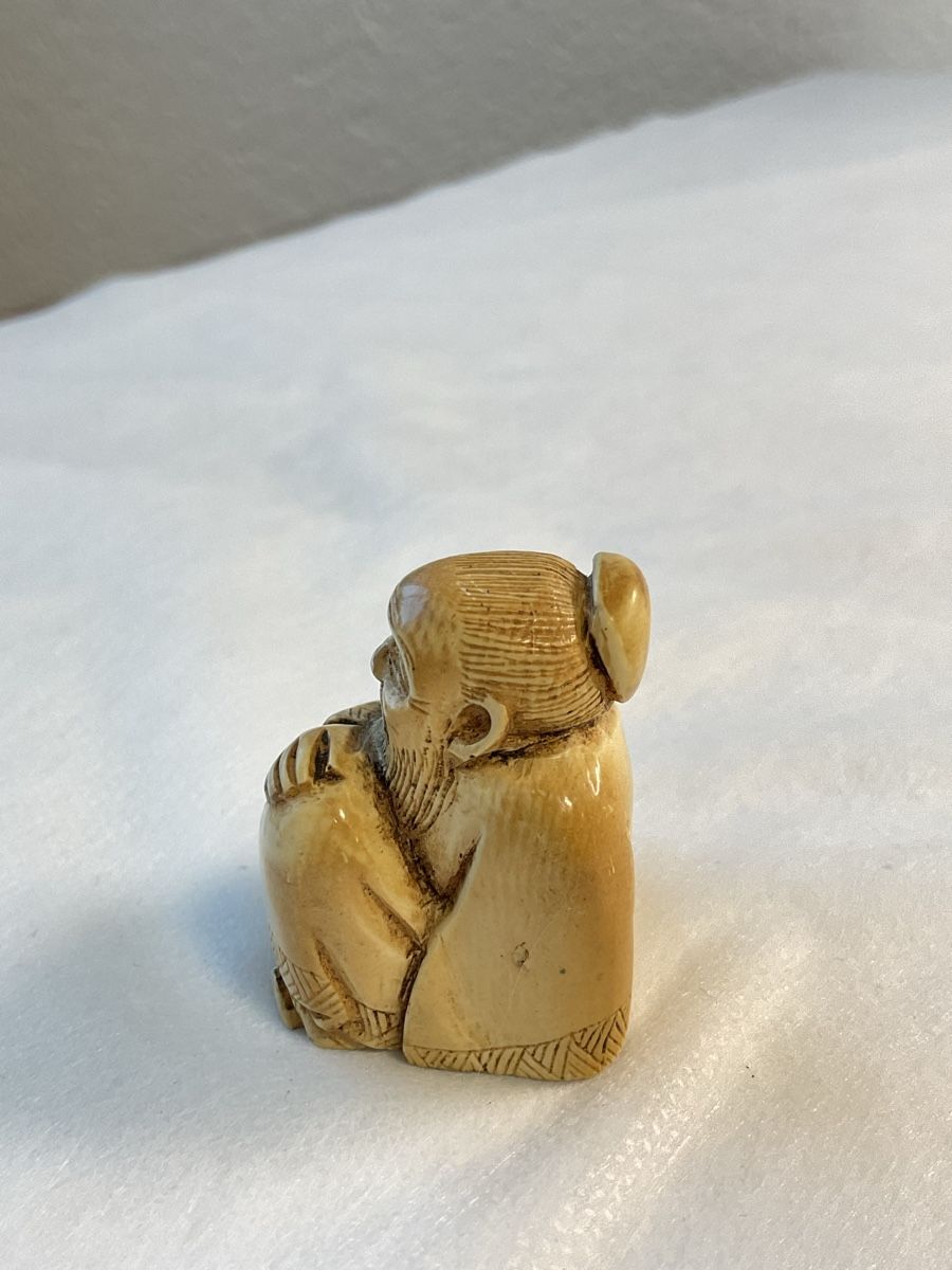 Figurines: Ancien netsuké  – D'occasion à Malleray par Robot12 3