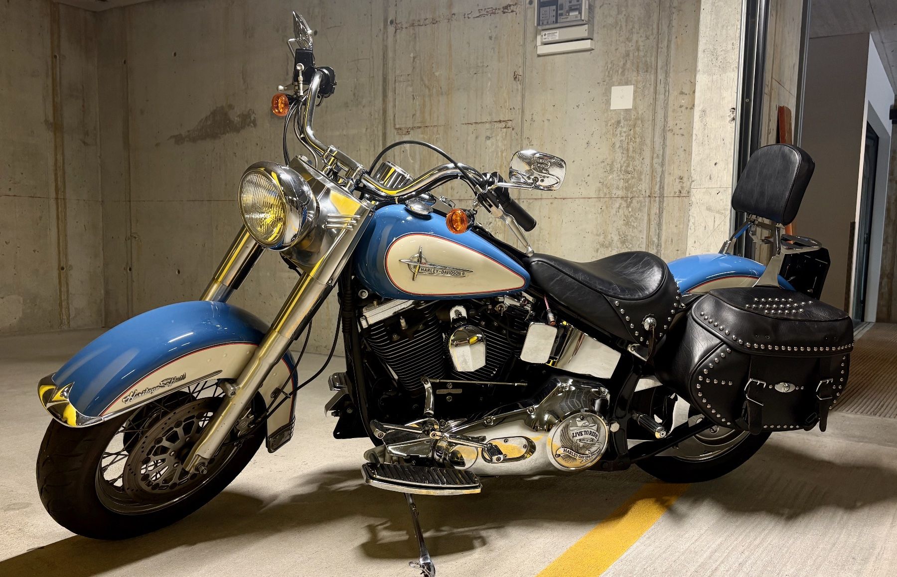 Harley-Davidson Chopper: HARLEY DAVIDSON Heritage Softail FLSTN 1995 – Usato da Brione s. Minusio venduto da ticinosell