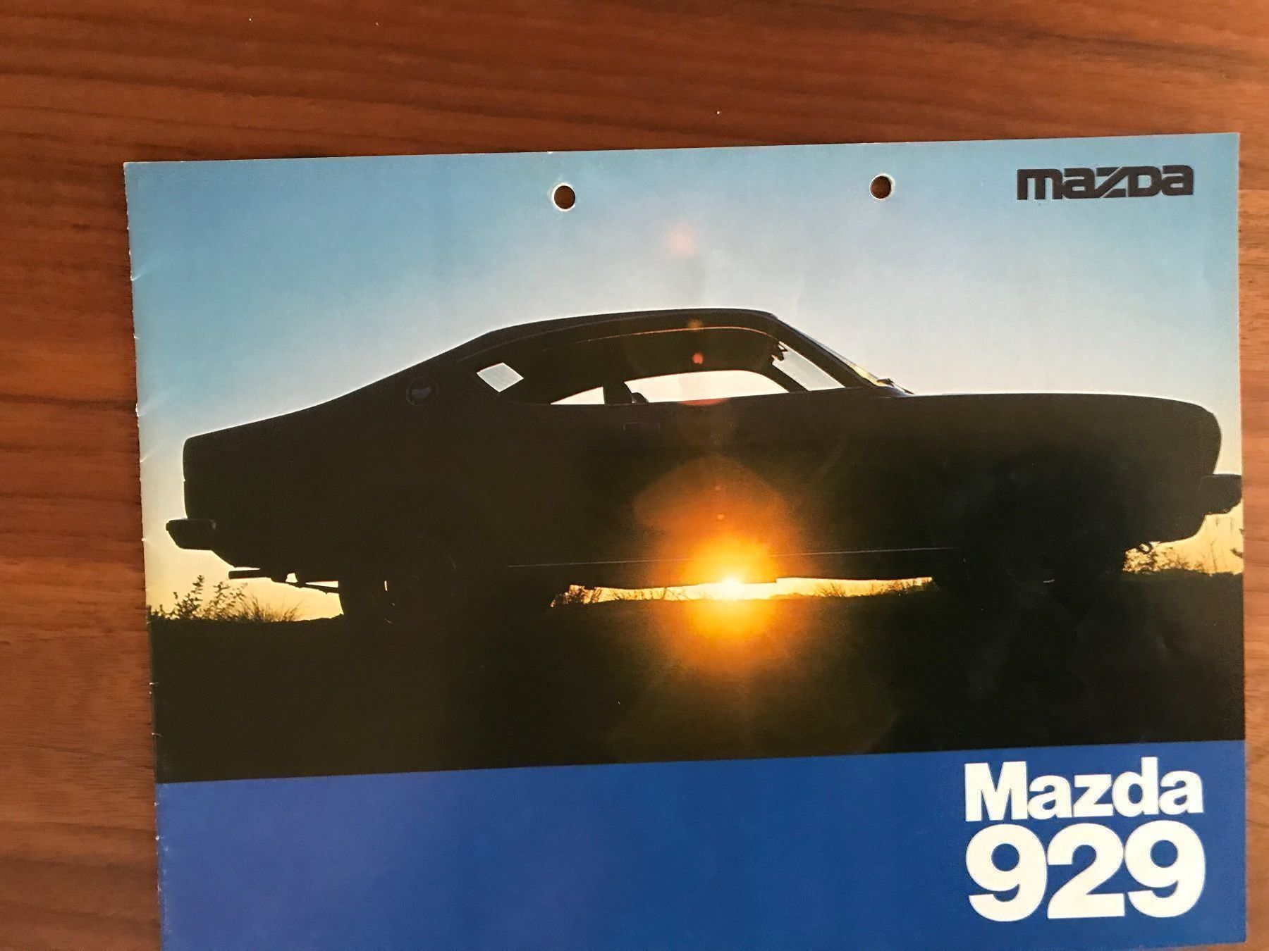 Documents: Mazda 929 Prospekt – D'occasion à Balterswil par Jeko1967