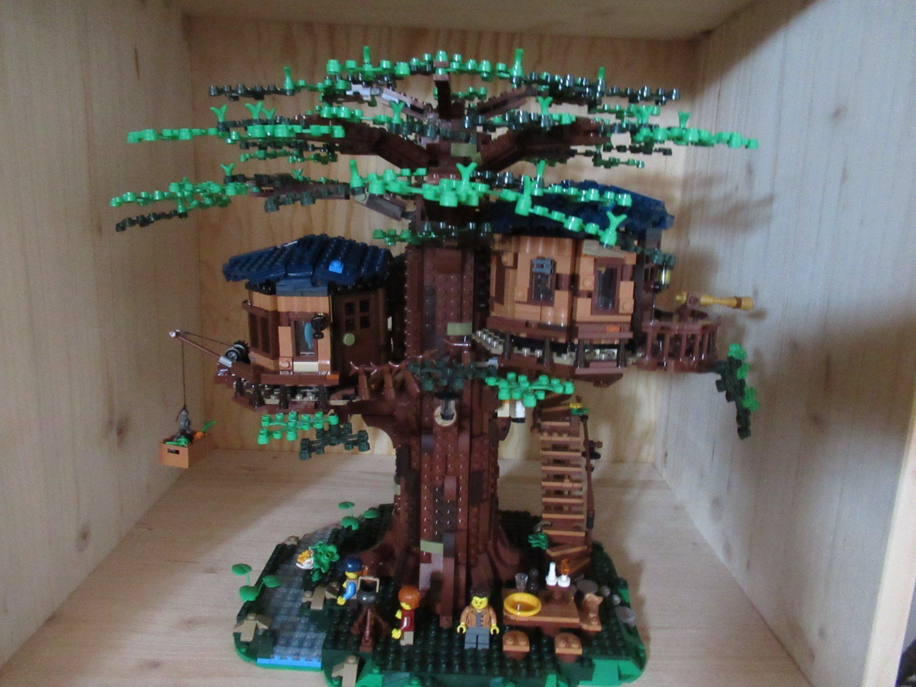 Lego Giocattoli: Lego Baumhaus, Komplett – Usato da Schwerzenbach venduto da Lordiman