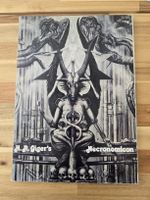 H.R. Giger's Necronomicon Softcover Buch signiert
