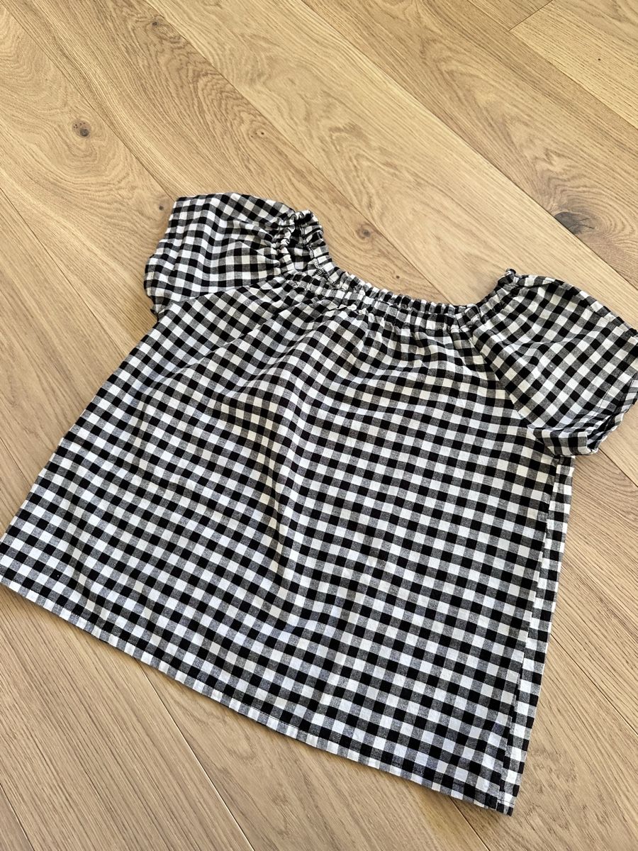 Top: Off-Shoulder Top – Nuovo (secondo la descrizione) da Küssnacht am Rigi venduto da annine.l. 2