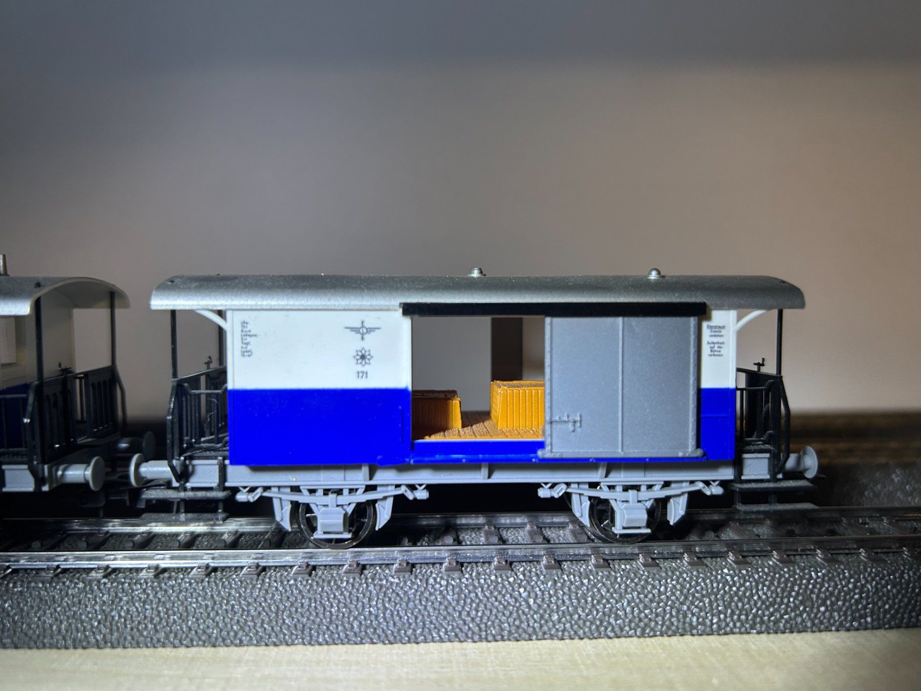 Fleischmann Modelleisenbahnen: Fleischmann Zahnradbahn Wagen Set – Gebraucht aus Boll von MND1234