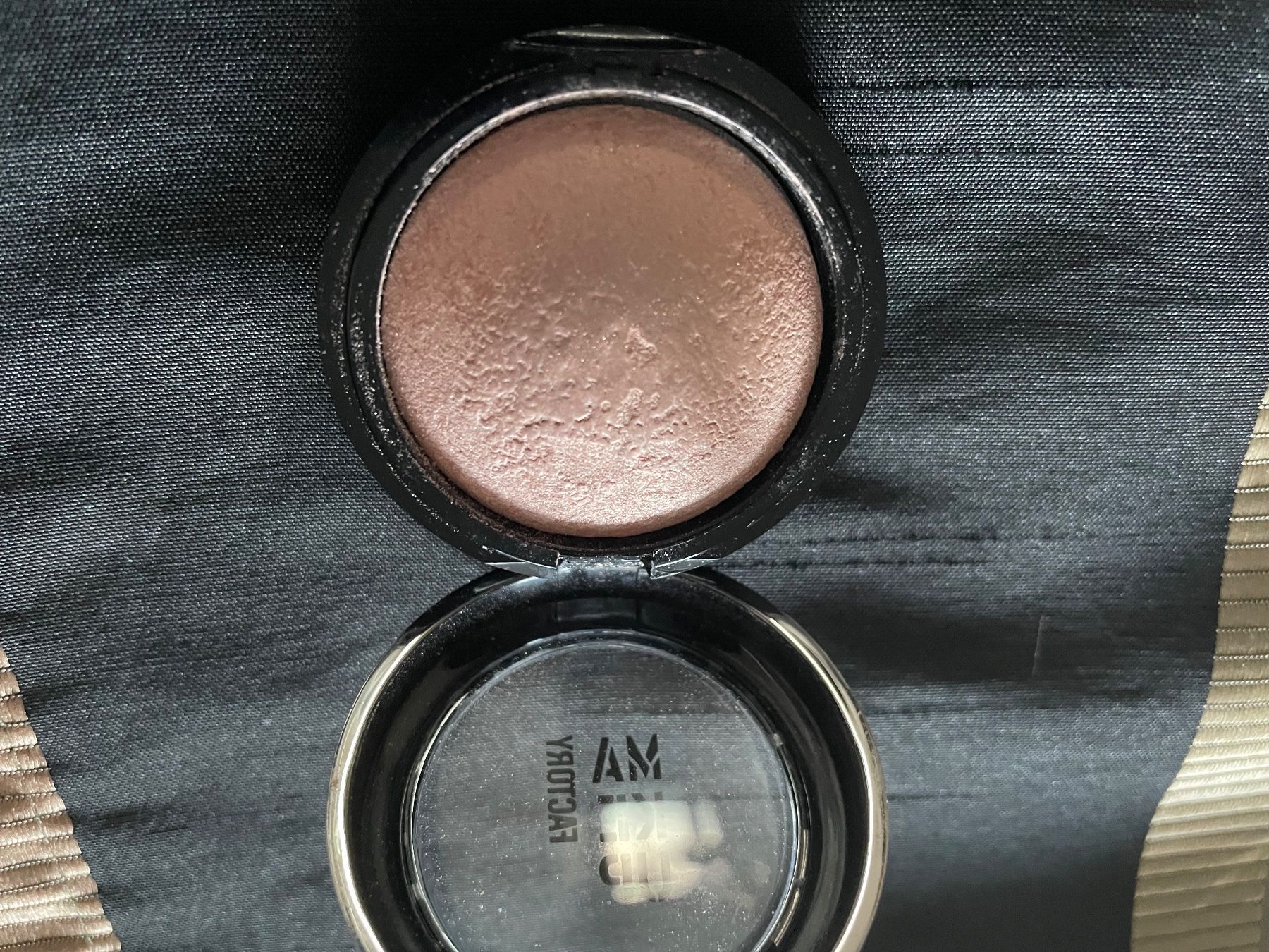 Make-up: Eye Shadow MA KE UP Factory – Usato da Bronschhofen venduto da Sommernacht03 1