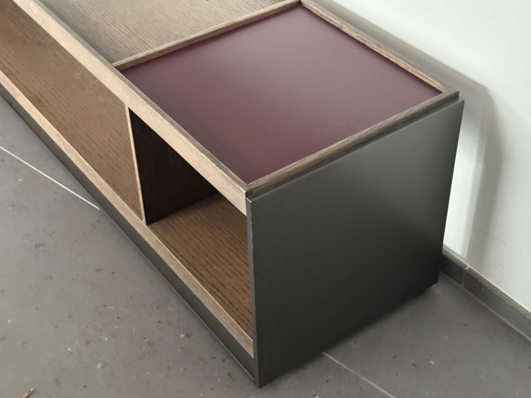 B&B Italia Set di tavolo e panche: B&B italia Surface Ablage Lounge table 2 x NP 5600 CHF – Usato da Andermatt venduto da sunshine2025 5