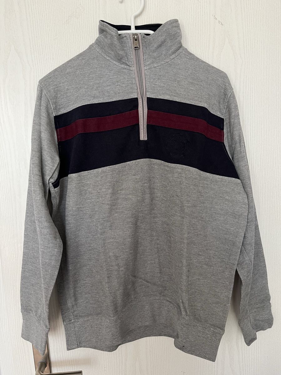 Pulls & Sweat-shirts: Grauer Pullover – D'occasion à Bern par zauberschachteli