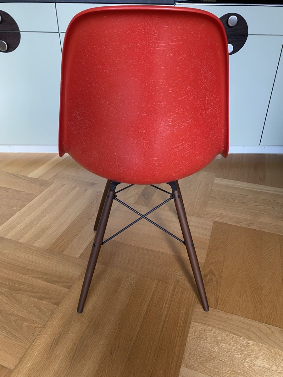 Vitra Sedie: Eames Fiberglass classic red – Usato da Zürich venduto da Oso_17 2