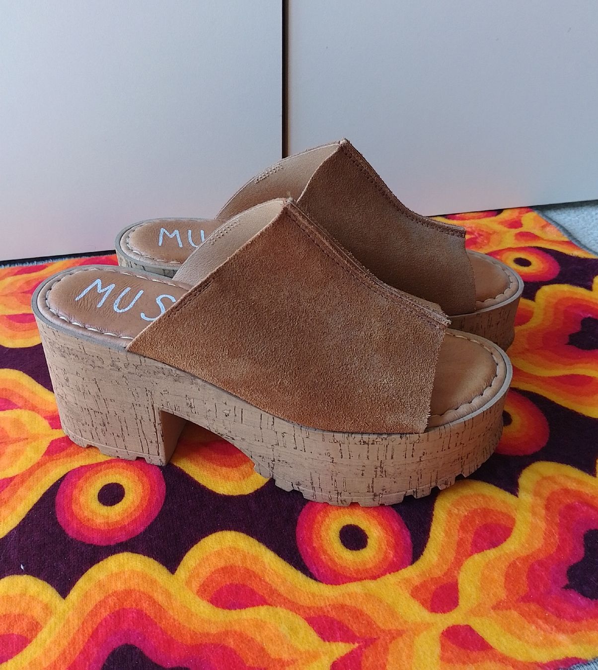 Scarpe da donna: Musse&Cloud 70s Plateau Clogs, Gr. 38 – Usato da Aarau Rohr venduto da Maneki-neko